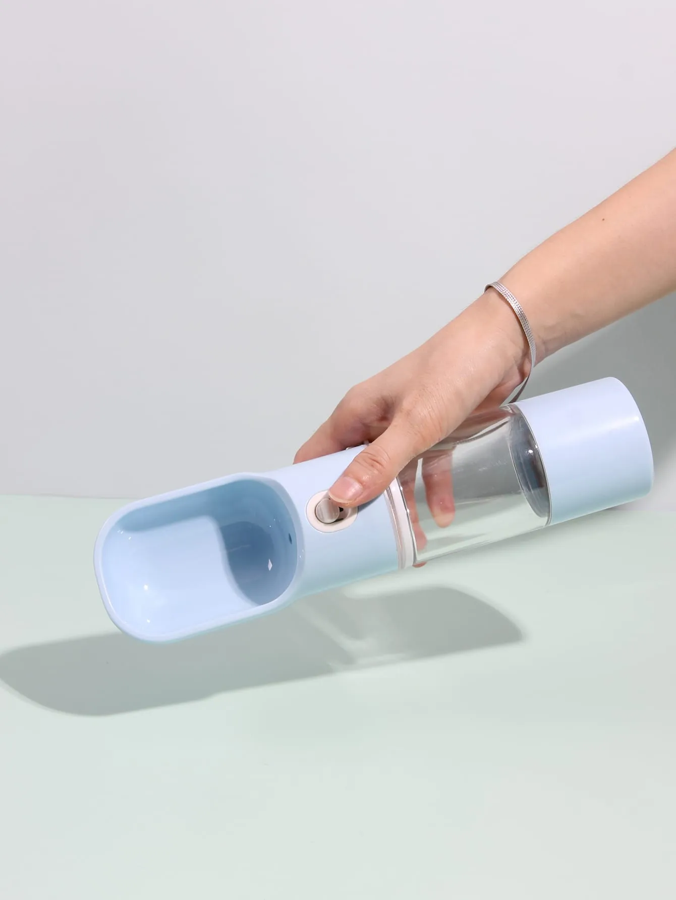 1pc Dog Outdoor Multifunction Water Bottle