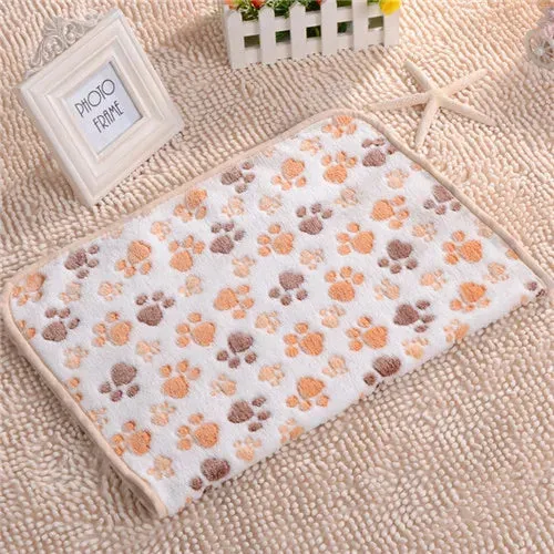 Luxurious Fleece Dog Blanket - Versatile Sizes