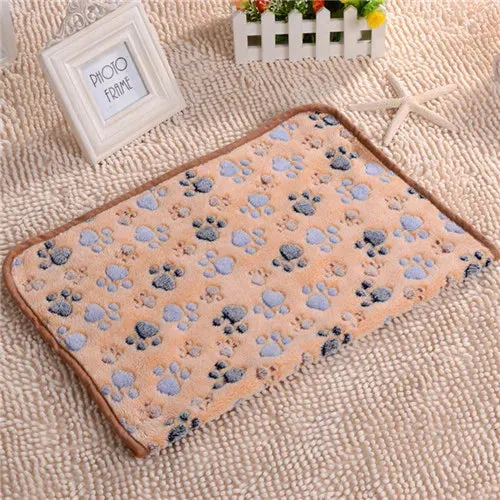 Luxurious Fleece Dog Blanket - Versatile Sizes